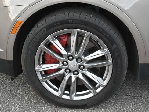 Used 2023 Cadillac XT5 Sportv w/ LPO, Floor Liner Package AWD/4WD image 11