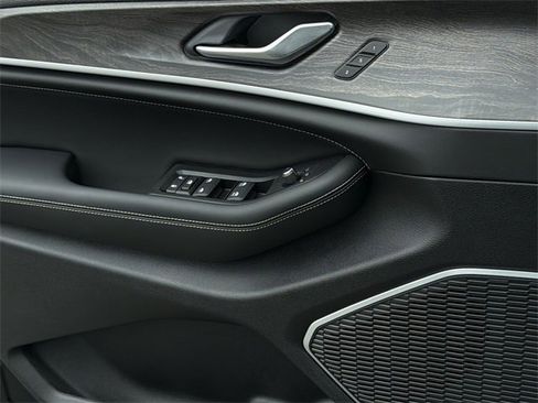 New 2026 Jeep Grand Cherokee L Limited image 30