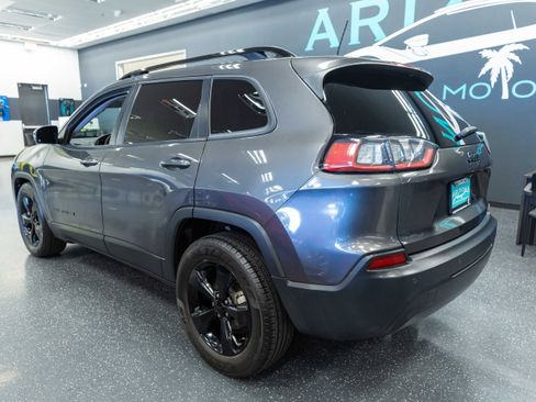 Used 2020 Jeep Cherokee Latitude Plus FWD image 9