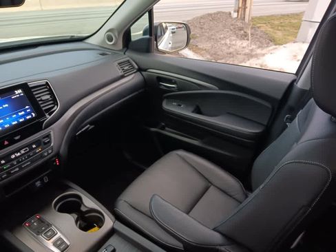 Used 2023 Honda Ridgeline RTL image 12