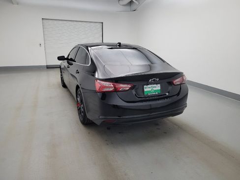 Used 2020 Chevrolet Malibu LT w/ Leather Package FWD image 6