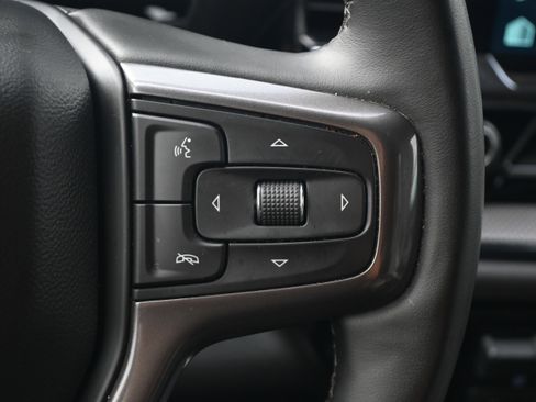 Used 2024 Chevrolet Silverado 2500 ZR2 w/ ZR2 Bison Edition AWD/4WD image 19