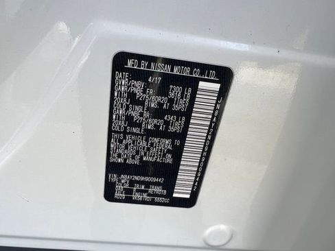 Used 2017 Nissan Armada Platinum image 40