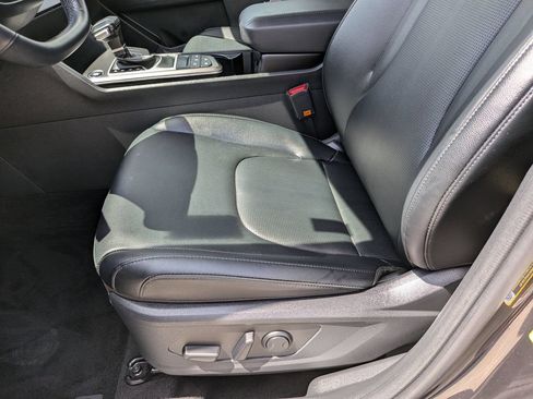 Certified 2026 Kia Sportage EX FWD image 21