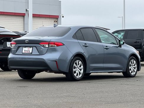 Certified 2025 Toyota Corolla LE image 5