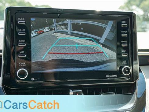 Used 2021 Toyota Corolla LE FWD image 26