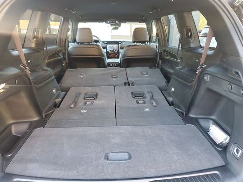 New 2025 Jeep Grand Cherokee L Limited AWD/4WD image 24