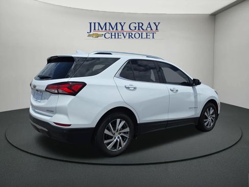 Used 2023 Chevrolet Equinox Premier FWD image 5