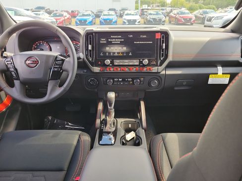 New 2025 Nissan Frontier PRO-4X image 9