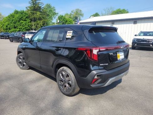 Certified 2024 Kia Seltos LX AWD/4WD image 3