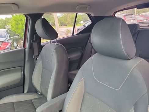 Used 2020 Nissan Kicks SV FWD image 20