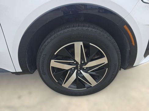 Used 2023 Kia Sorento S w/ Panoramic Sunroof Package image 33