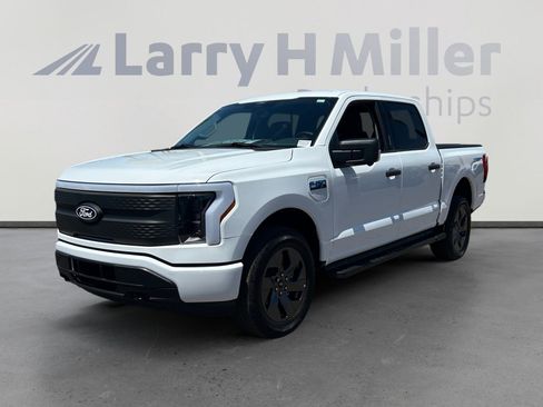 New 2024 Ford F150 Lightning XLT image 1