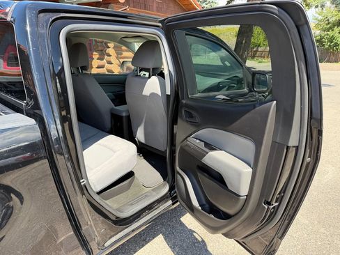 Used 2016 Chevrolet Colorado W/T w/ WT Convenience Package AWD/4WD image 23