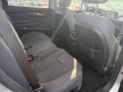 Used 2020 Hyundai Santa Fe SEL w/ Convenience Package image 17