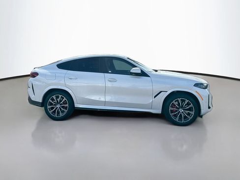 Used 2024 BMW X6 xDrive40i w/ Premium Package AWD/4WD image 8