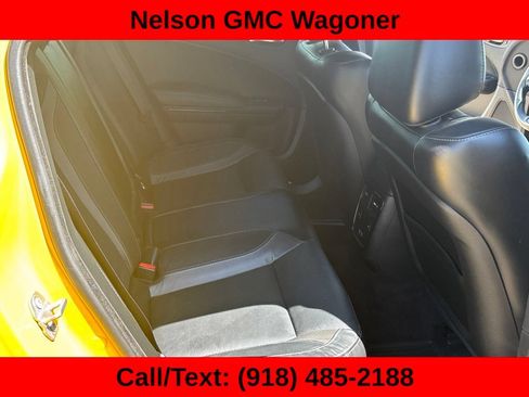 Used 2017 Dodge Charger R/T w/ Plus Group RWD image 14