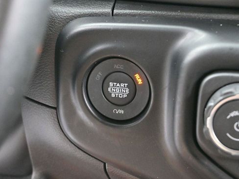 Used 2022 Jeep Wrangler Sport AWD/4WD image 25