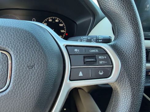 Used 2024 Honda HR-V LX image 25
