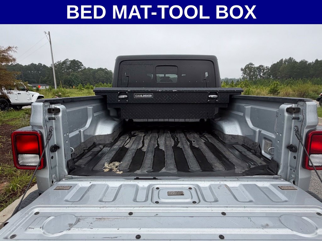 Used 2023 Jeep Gladiator Mojave w/ Trailer Tow Package AWD/4WD image 8