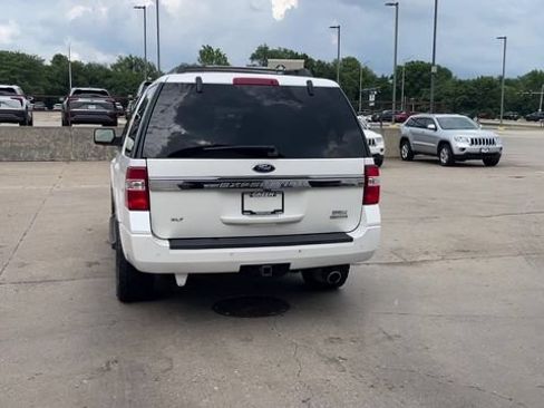 Used 2016 Ford Expedition XLT w/ Equipment Group 202A AWD/4WD image 7