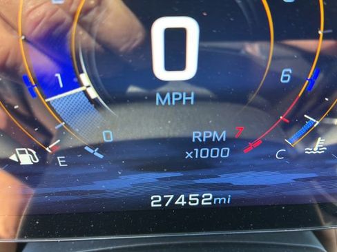 Used 2025 Chevrolet Equinox ACTIV w/ Safety and Technology Package image 20