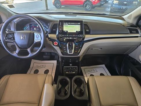 Used 2022 Honda Odyssey Touring image 3