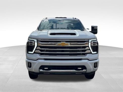 New 2026 Chevrolet Silverado 3500 High Country w/ High Country Premium Package image 6