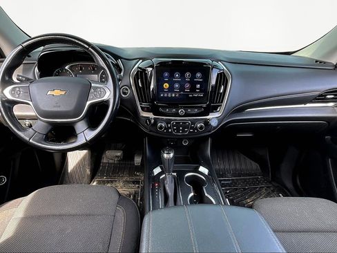 Used 2020 Chevrolet Traverse LT image 8