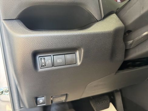Used 2023 Toyota RAV4 LE AWD/4WD image 20