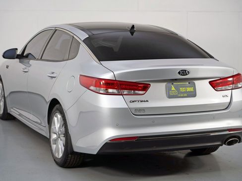 Used 2016 Kia Optima EX w/ Premium Package image 48