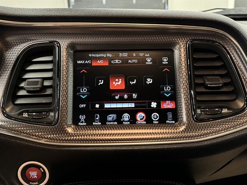 Used 2016 Dodge Challenger SRT Hellcat RWD image 29