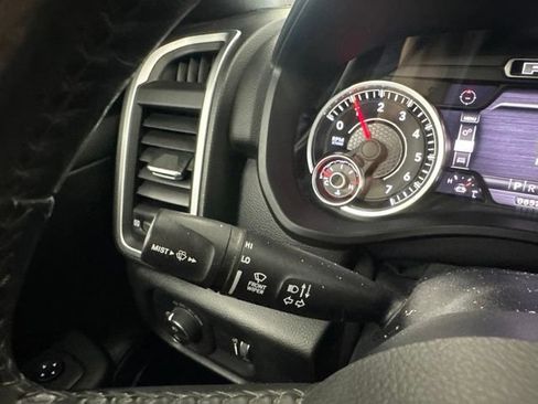 Used 2021 RAM 1500 Big Horn AWD/4WD image 36