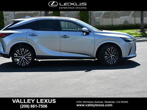 Used 2023 Lexus RX 350 Premium Plus w/ Accessory Package (Z1) FWD image 3
