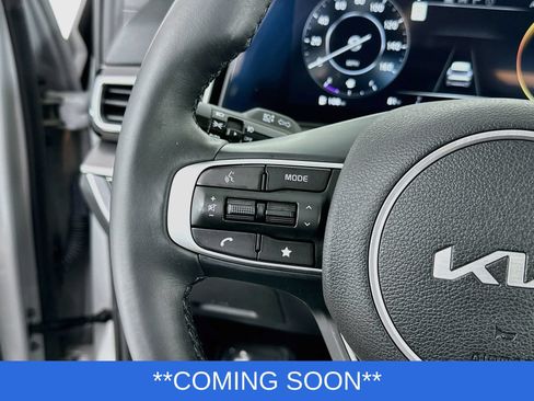 Used 2025 Kia Sportage SX AWD/4WD image 12