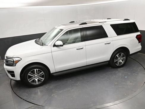 Used 2024 Ford Expedition Max Limited RWD image 21
