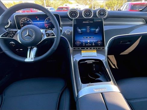 New 2026 Mercedes-Benz GLC 300 4MATIC image 4