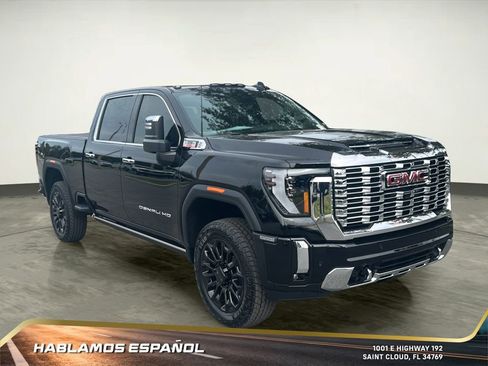 New 2026 GMC Sierra 2500 Denali w/ Denali Reserve Package image 7