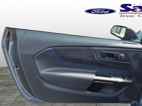 Used 2025 Ford Mustang Dark Horse w/ Dark Horse Handlin Package image 15