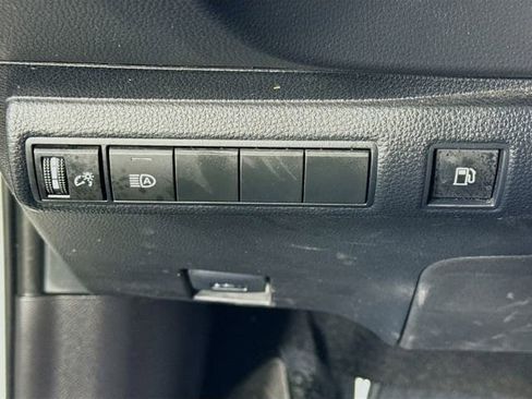 Certified 2024 Toyota Corolla LE image 10