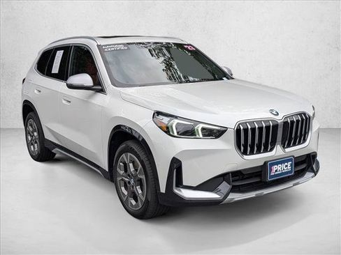 Used 2023 BMW X1 xDrive28i w/ Convenience Package AWD/4WD image 3