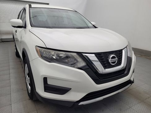 Used 2017 Nissan Rogue S FWD image 13