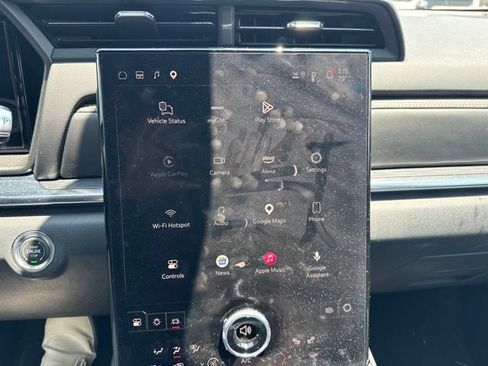 Used 2025 GMC Terrain Elevation AWD/4WD image 13