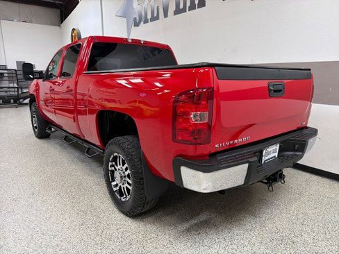 Used 2010 Chevrolet Silverado 2500 LTZ w/ Convenience Package image 7