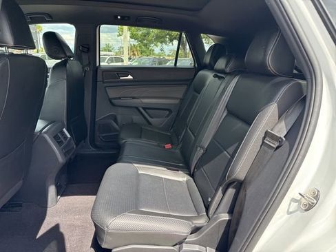 Used 2022 Volkswagen Atlas Cross Sport SEL image 6