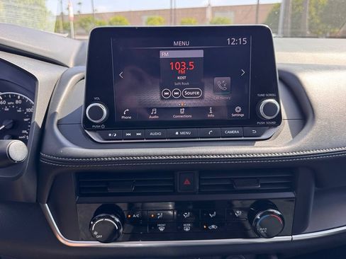 Certified 2024 Nissan Rogue S FWD image 18