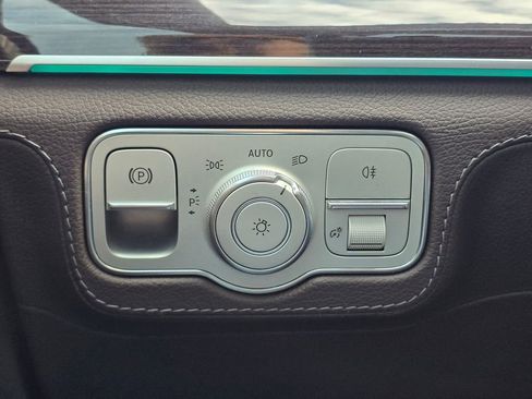 Certified 2023 Mercedes-Benz GLS 450 4MATIC w/ AMG Line Exterior image 37