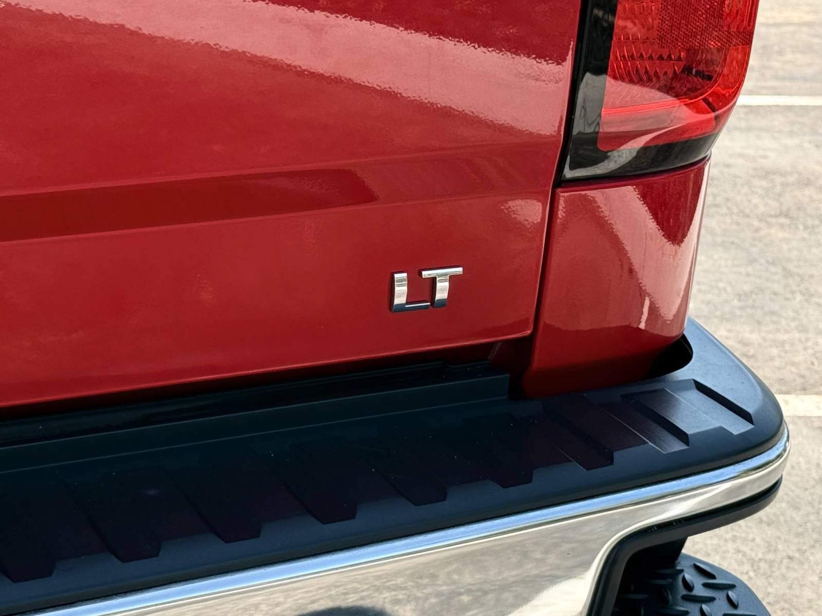 Used 2017 Chevrolet Silverado 1500 LT AWD/4WD image 41