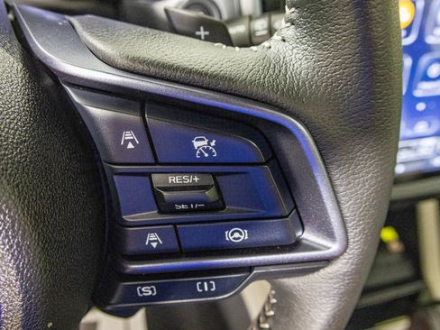Used 2025 Subaru Forester Limited AWD/4WD image 32