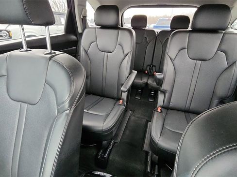 Used 2023 Kia Sorento SX image 27